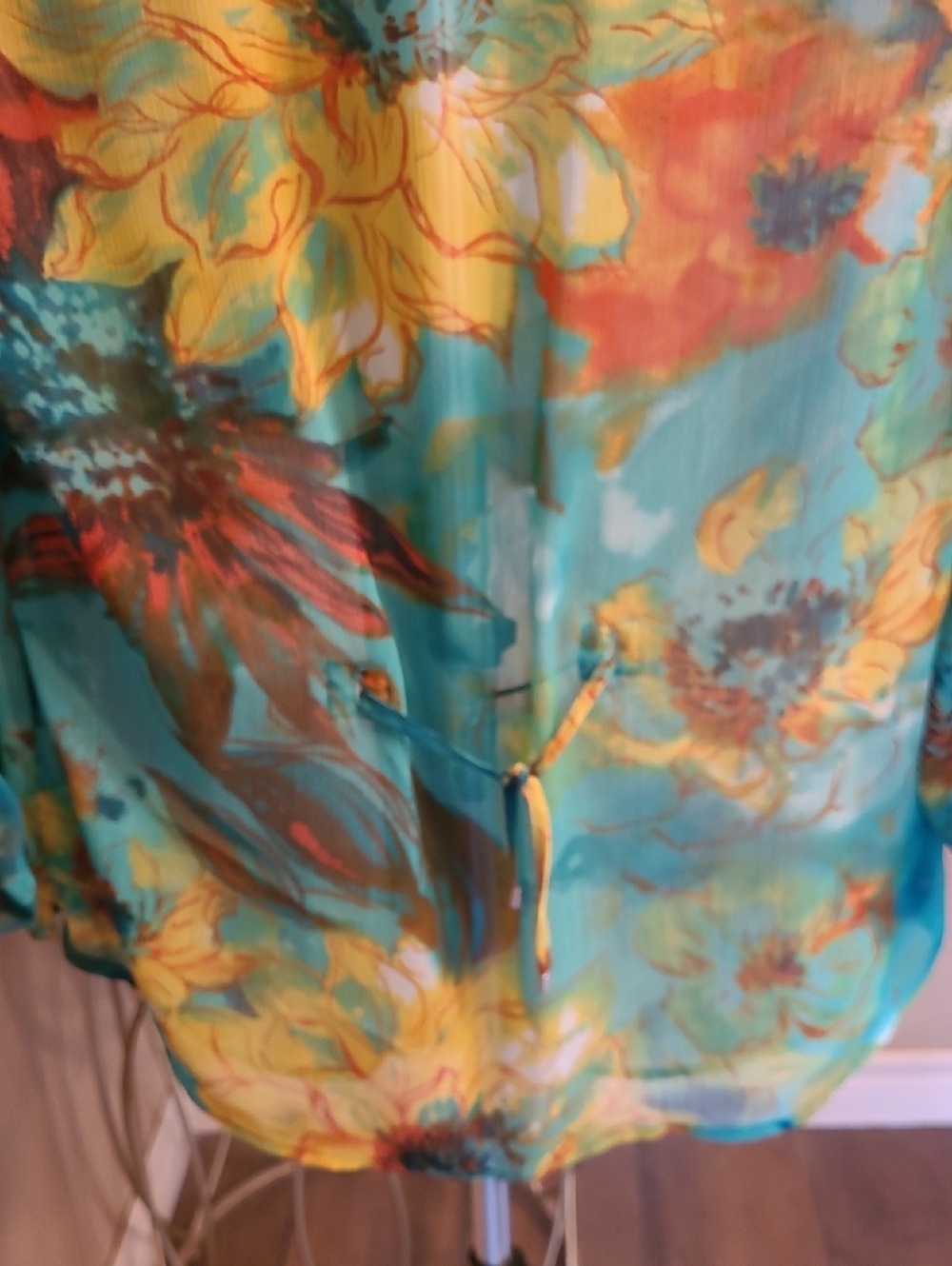 TRIBAL Sheer Floral Print V-Neck Blouse - Picture 6 of 6
